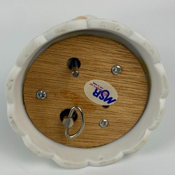 Vintage Home Decor Ceramic Grandma is Another Name for Love Porcelain Music Box - Picture 8 of 8